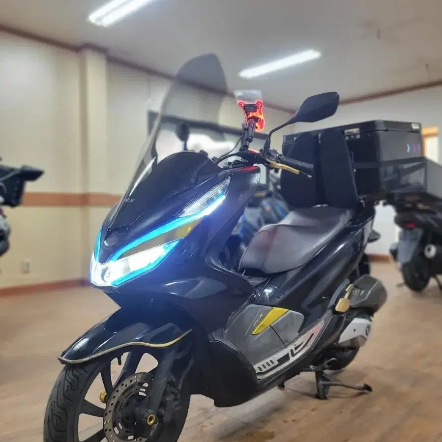 PCX 125 2020년 키로수:55@@@만 판매합니다