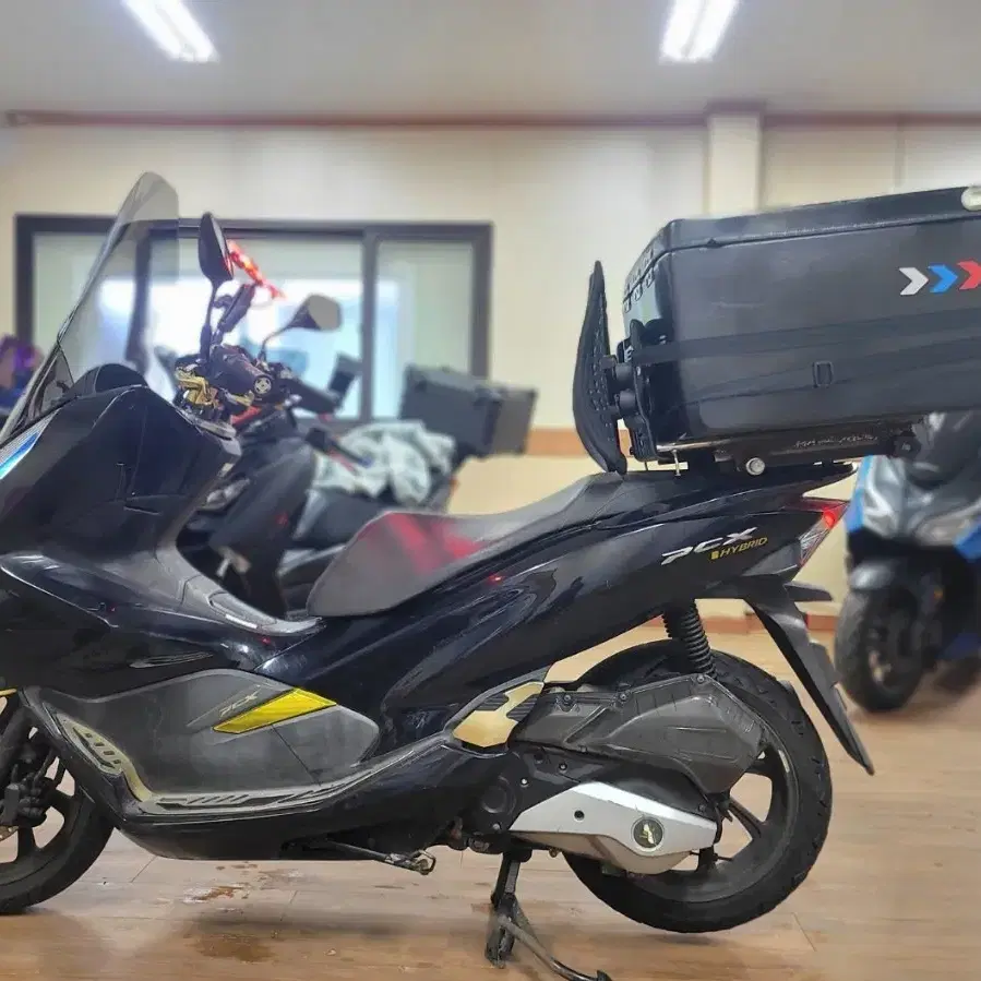 PCX 125 2020년 키로수:55@@@만 판매합니다