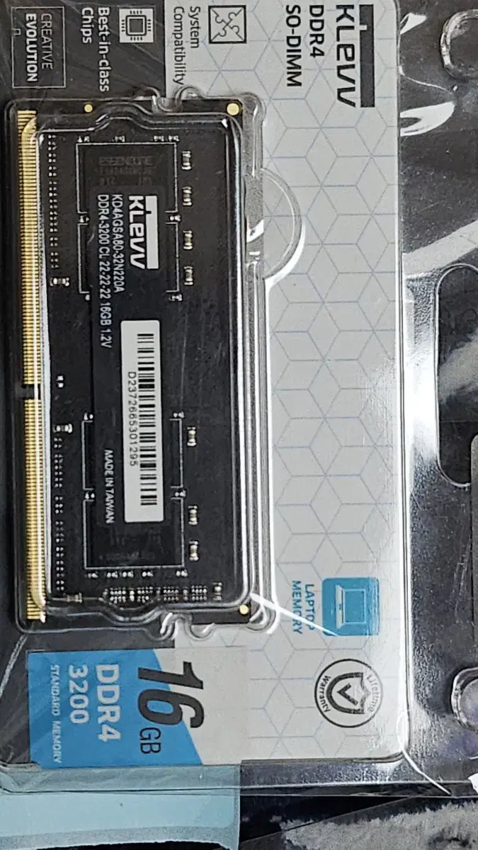 에센코어 KLEVV 노트북 DDR4-3200 CL22 16GB 램