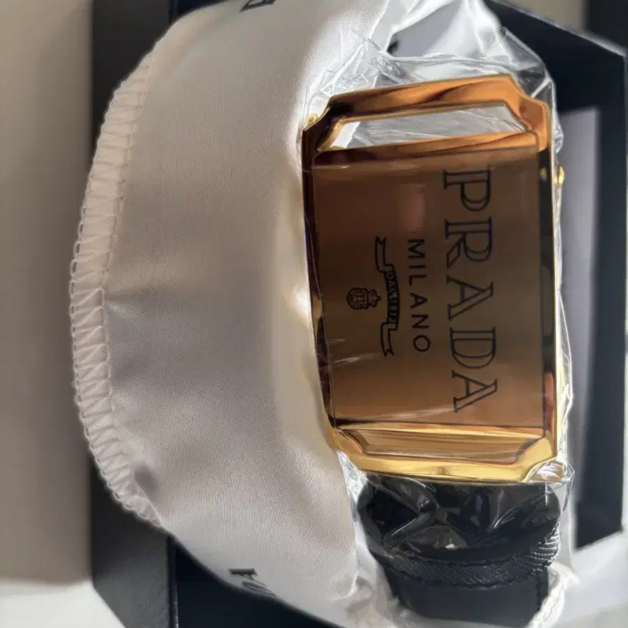 PRADA  프라다   정장   벨트