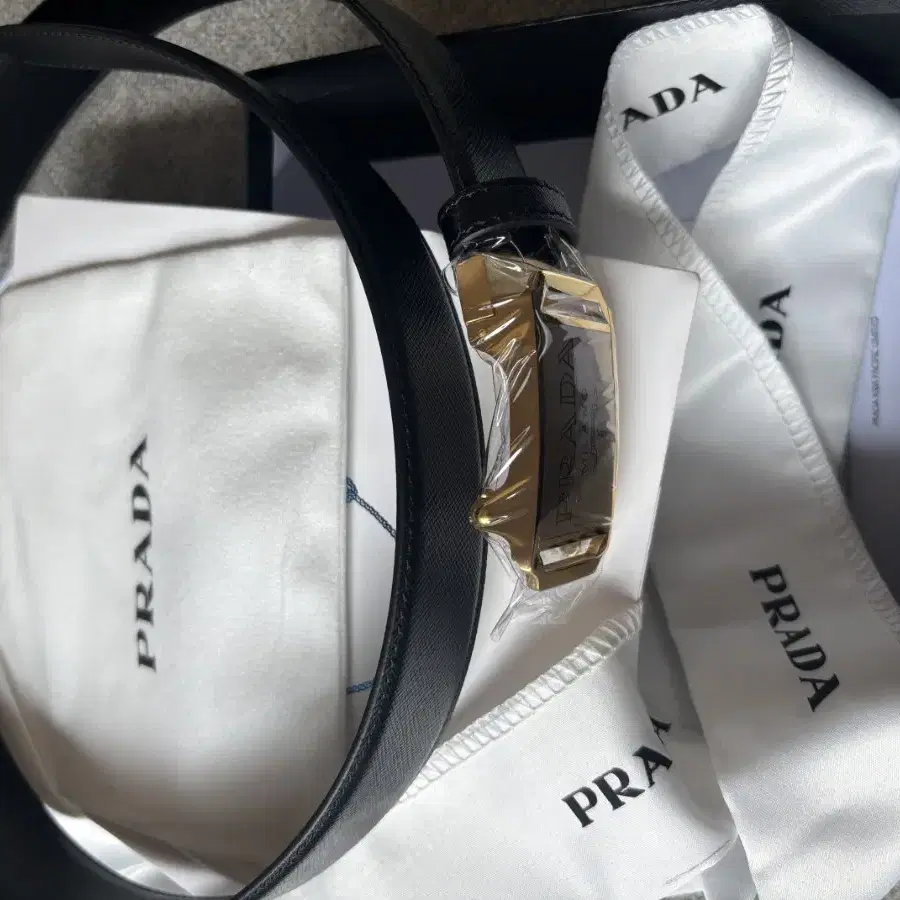 PRADA  프라다   정장   벨트