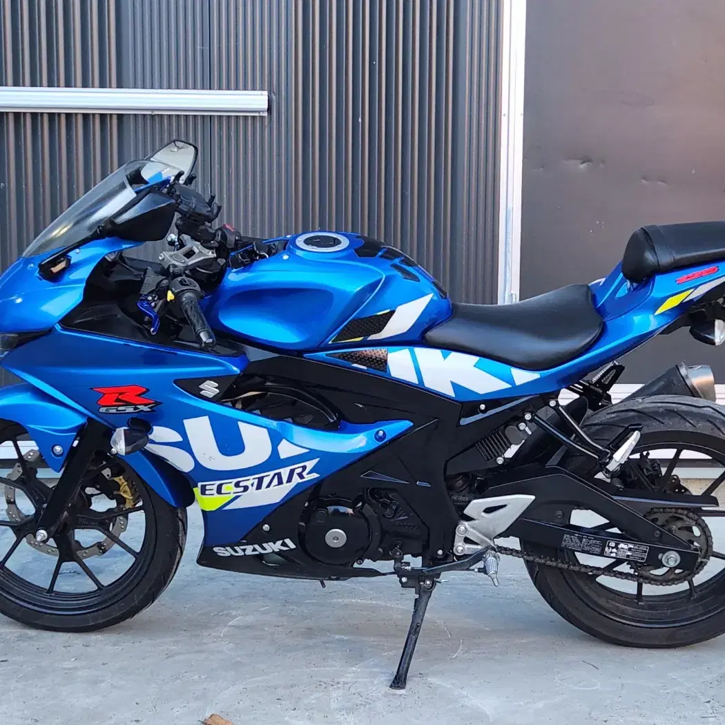 gsx-r 125/20년 1만km 주행 엔진상급차량 최저가 판매합니다.