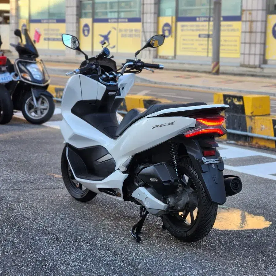 19년식 pcx125 4만키로 백마 컨디션최상!