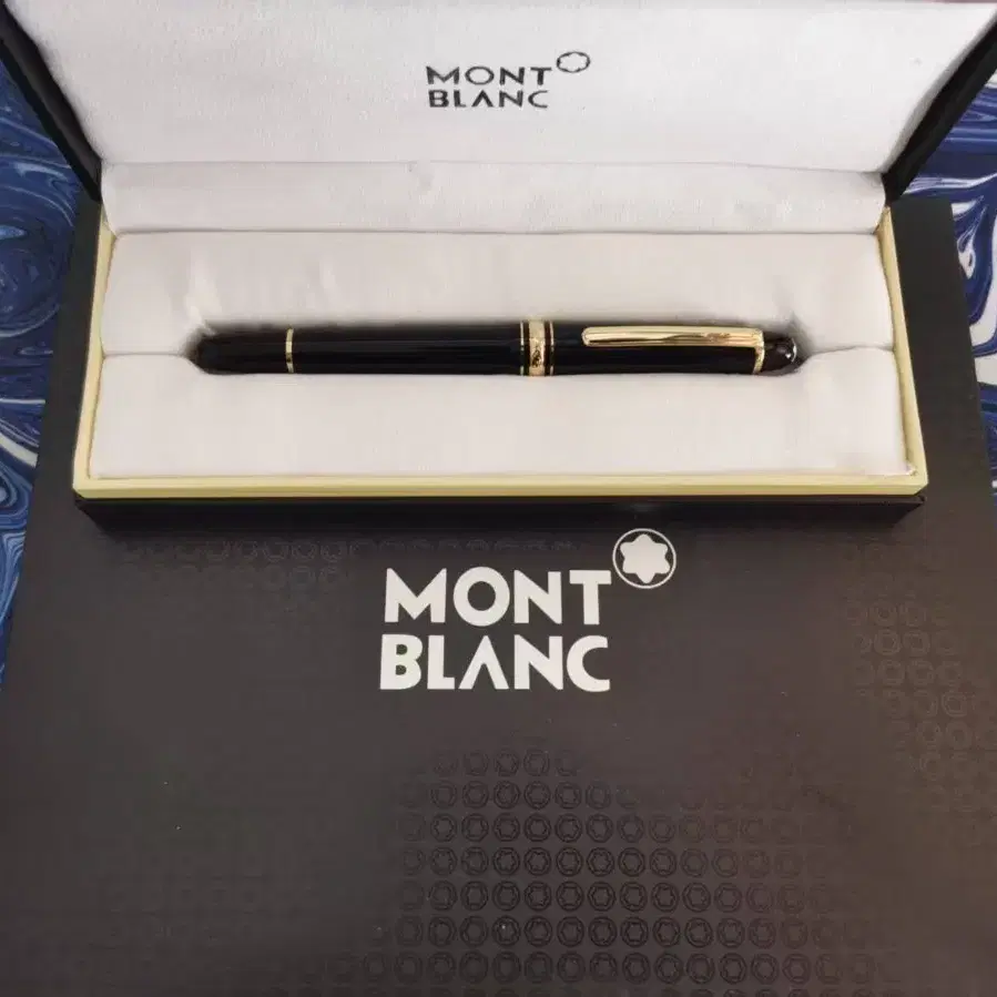 Montblanc 몽블랑 블랙골드 만년필 S