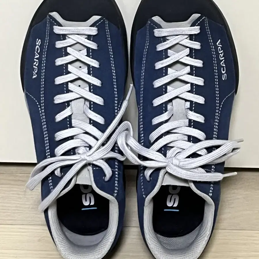 Scarpa Mojito ocean 42 새상품