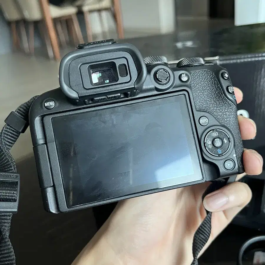 캐논 EOS R10