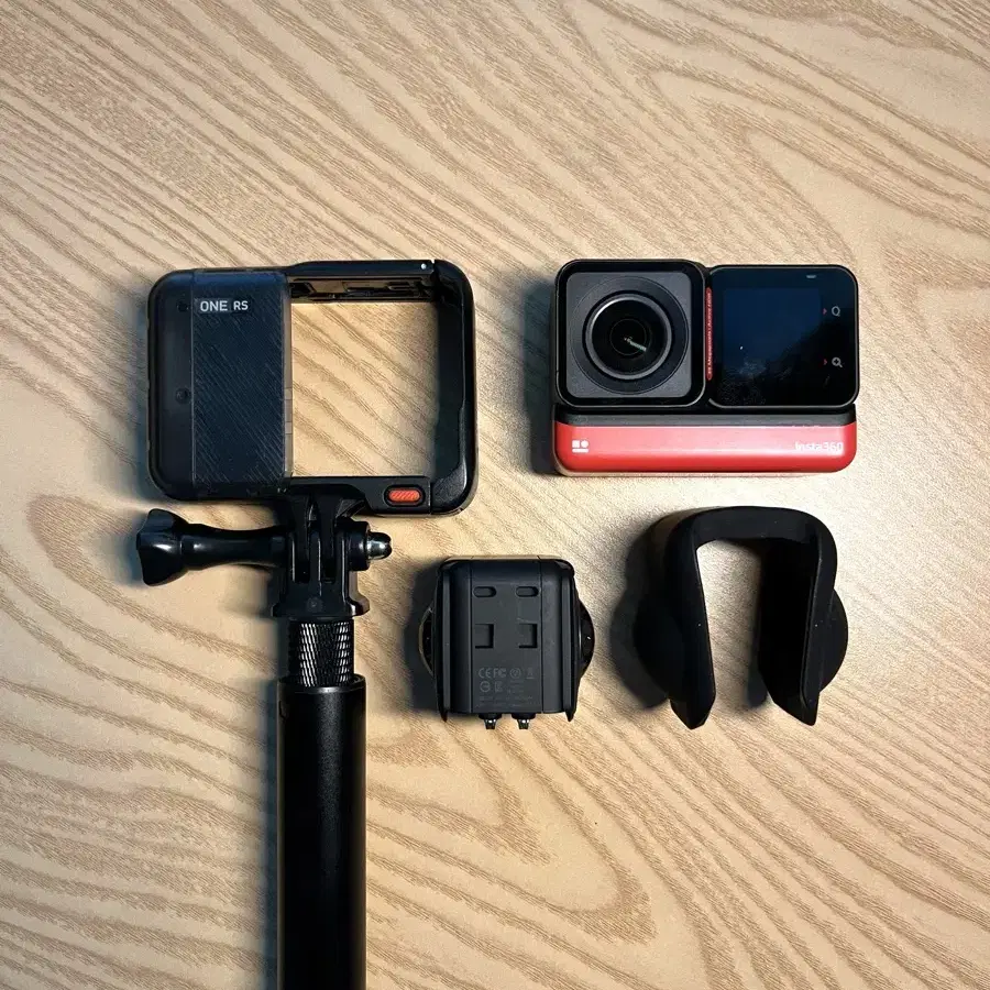 Insta360 ONE RS 트윈 액션캠