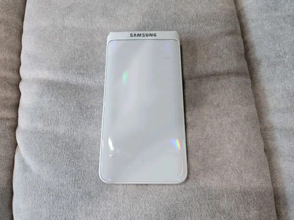 Samsung Galaxy Fold 2 2019 White 32G A-Class Han Sohee Phone