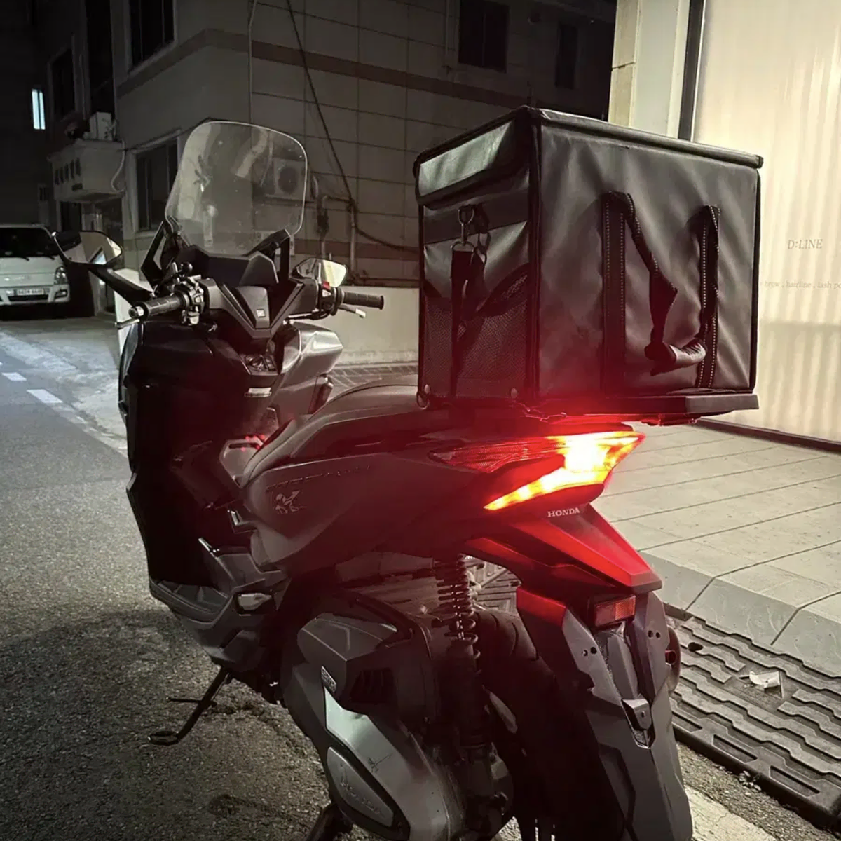 혼다 포르자 350cc 22년식 급처합니다