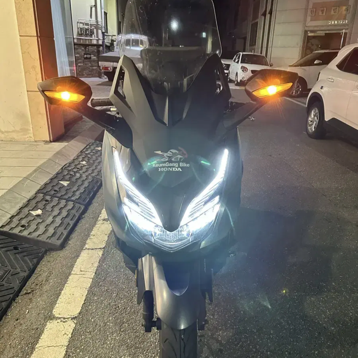 혼다 포르자 350cc 22년식 급처합니다