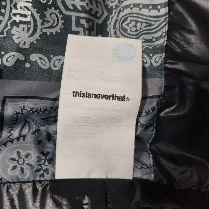 Thisisneverthat 패딩