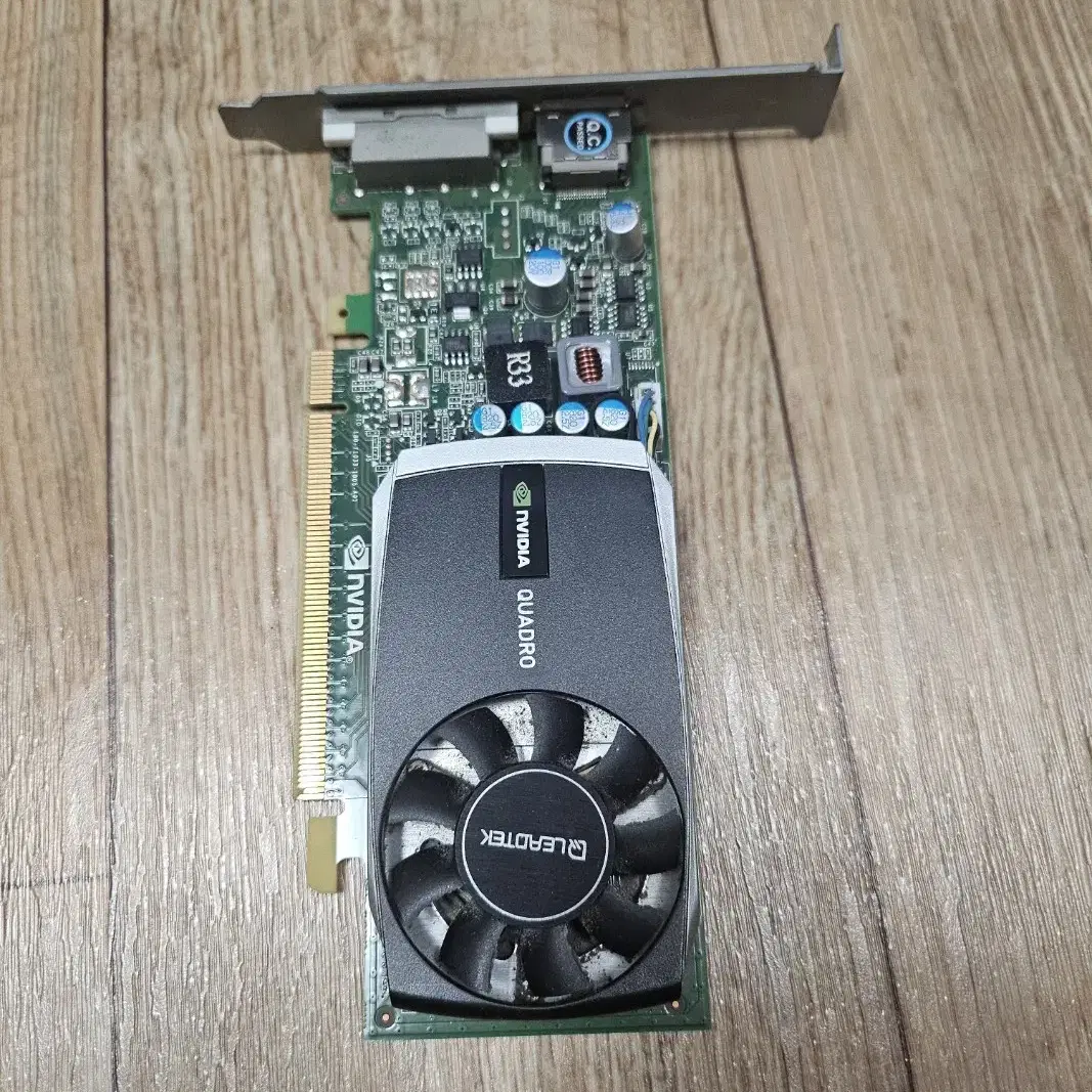 NVIDIA Quadro 600 그래픽카드