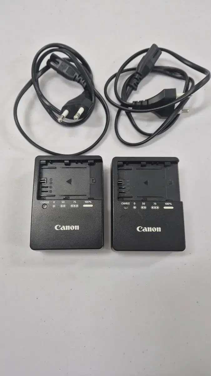 (4 in bulk) Canon Battery Charger LC-E6E (with cable)