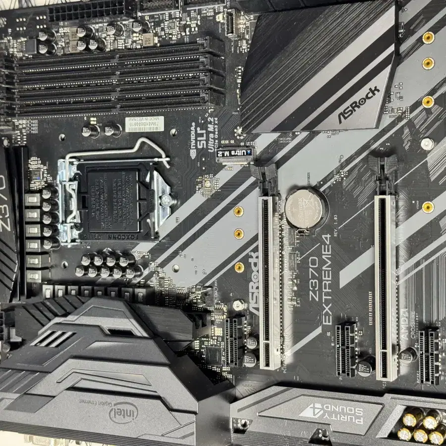 ASRock Z370 EXTREME4 메인보드