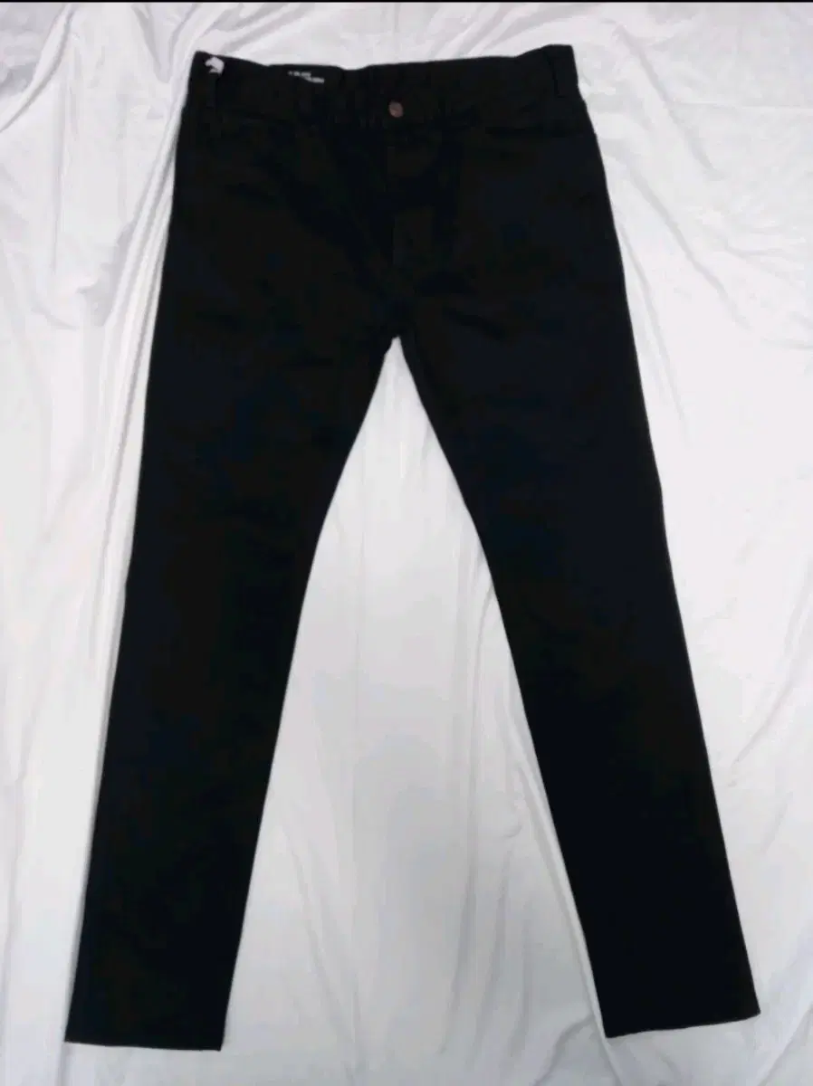 Seline Skinny Black jin Denim Pants 33 inches