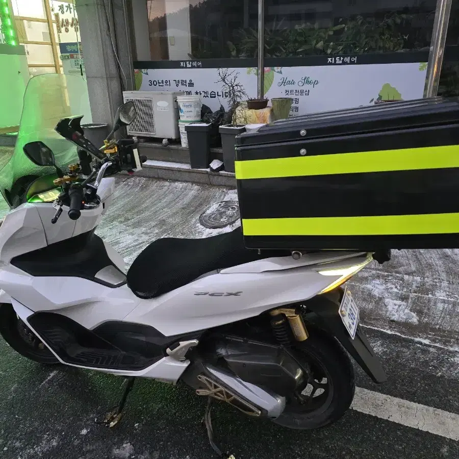 125PCX ABS 22년식 최상급 급처분 합니다.