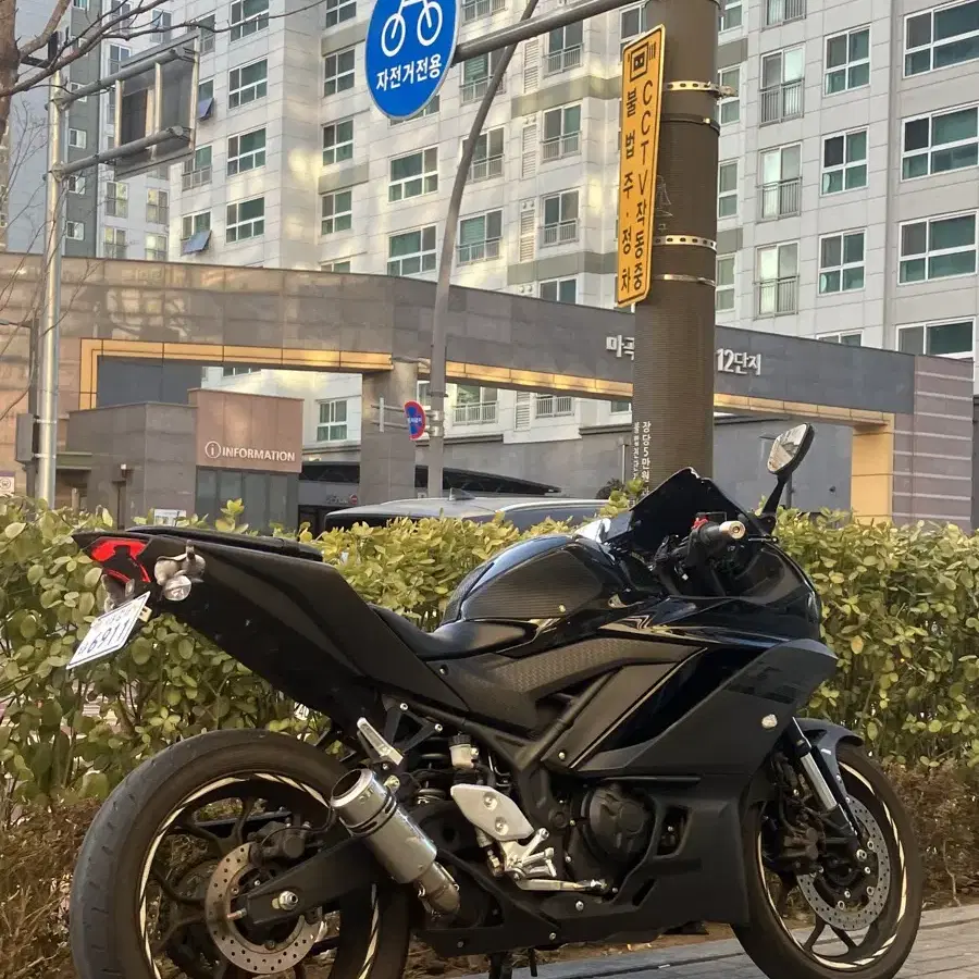 야마하 yzf-r3