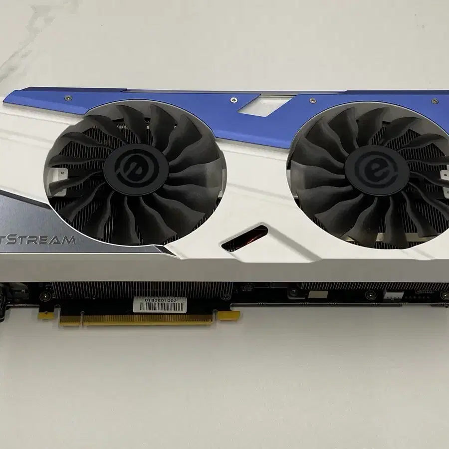 지포스 GTX 1080 8G 이엠텍 제트스트림 화이트 (개인)