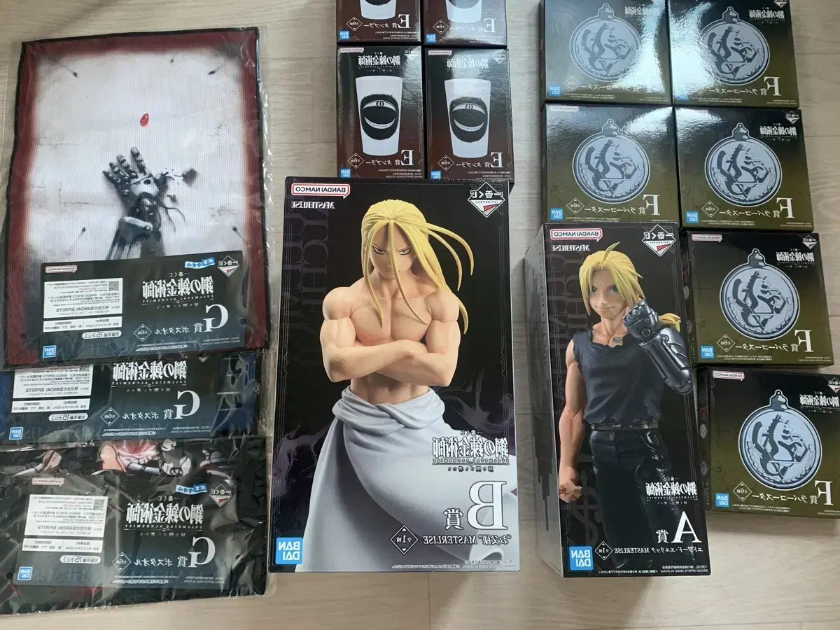 Fullmetal Alchemist First Lottery A, B Prize Figures + Goods