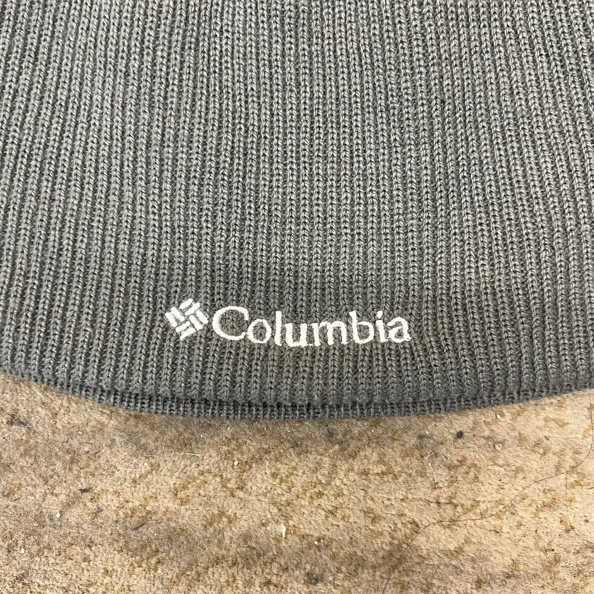 COLUMBIA 비니 카키