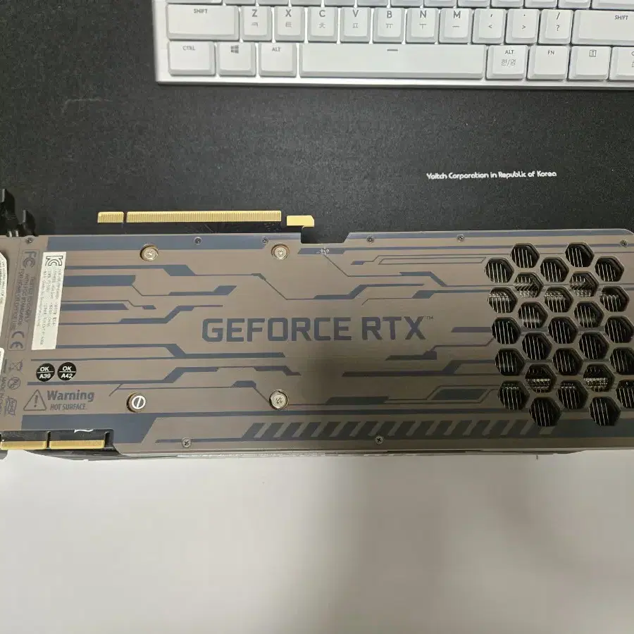 이엠텍 RTX 3090 블랙에디션