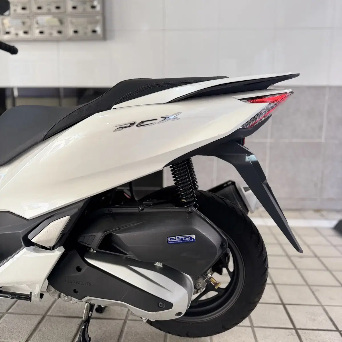 22년식 혼다PCX 125cc 300만원 신차급 스쿠터 오토바이 연비최고