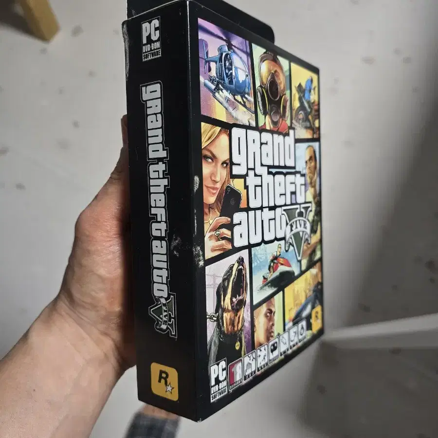 명작 게임 GTA5 PC판 팔아요.