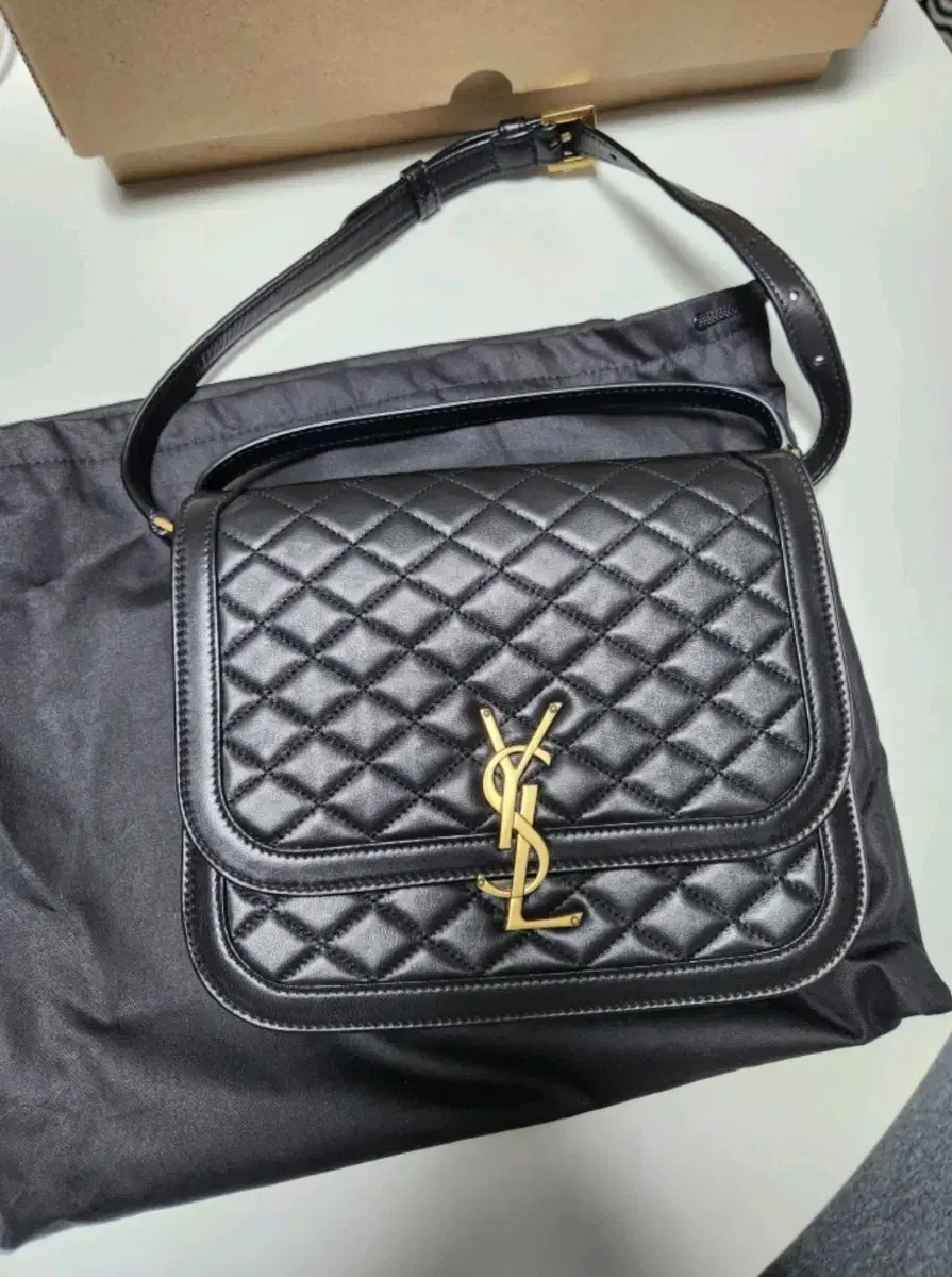 Saint Laurent Solferino Quilted Bag Medium Sold out in Korea