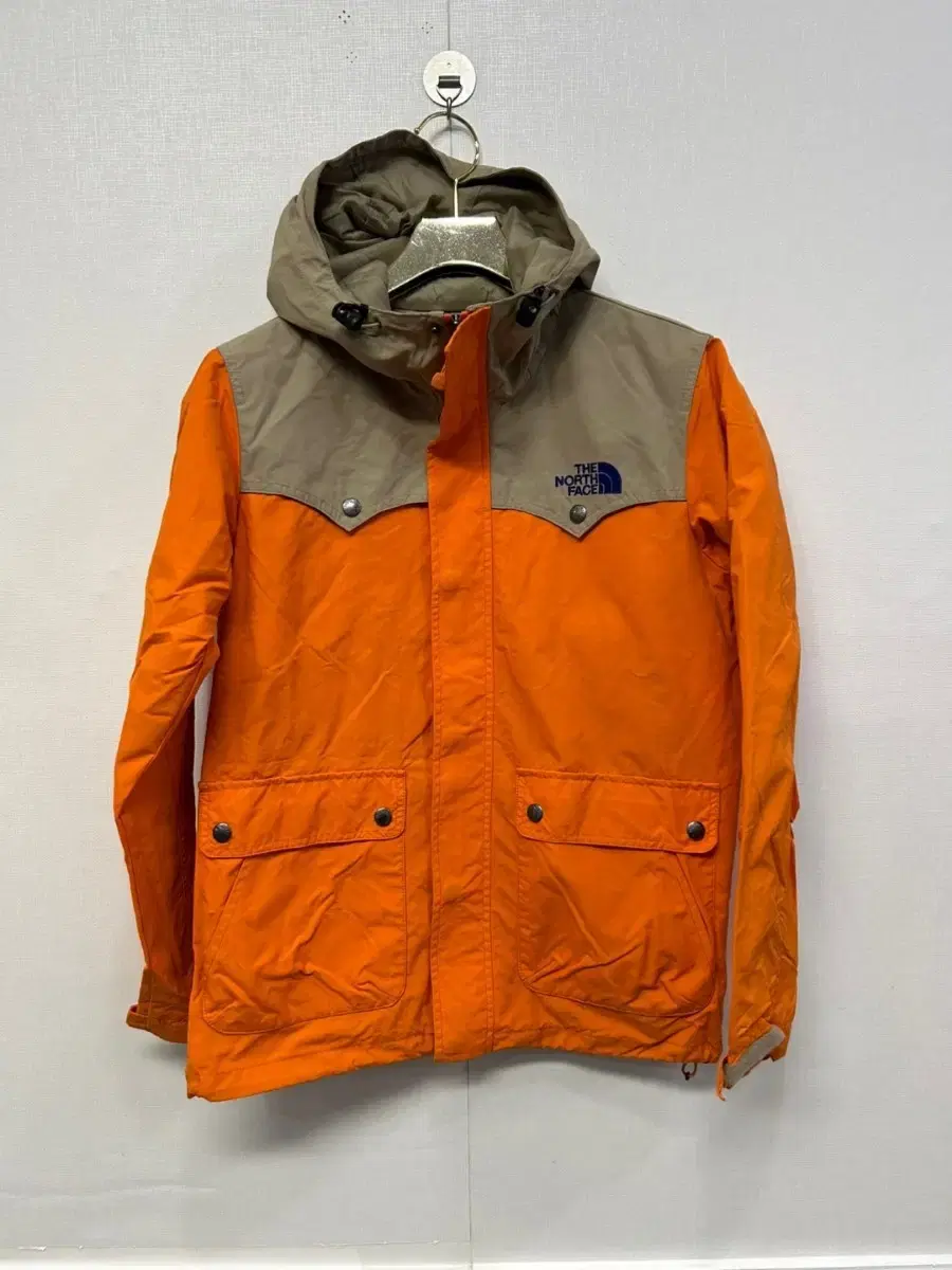 85 Women's North Face Jacket Windbreaker