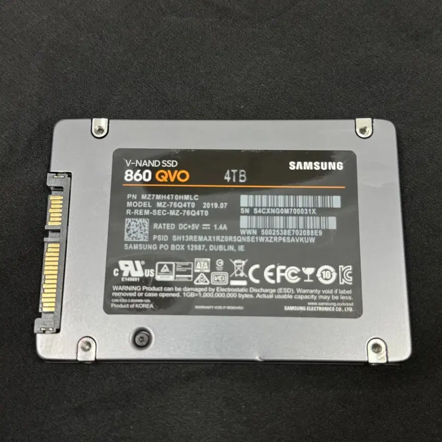 삼성 860 QVO 4TB SSD