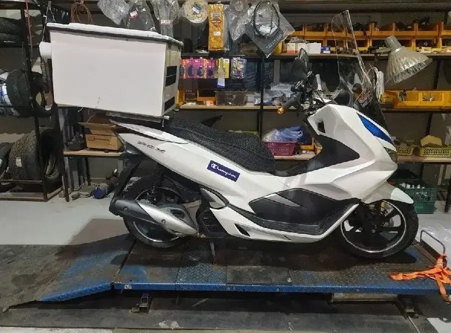 더뉴 Pcx125 19년식 배달세팅 바이크판매합니다