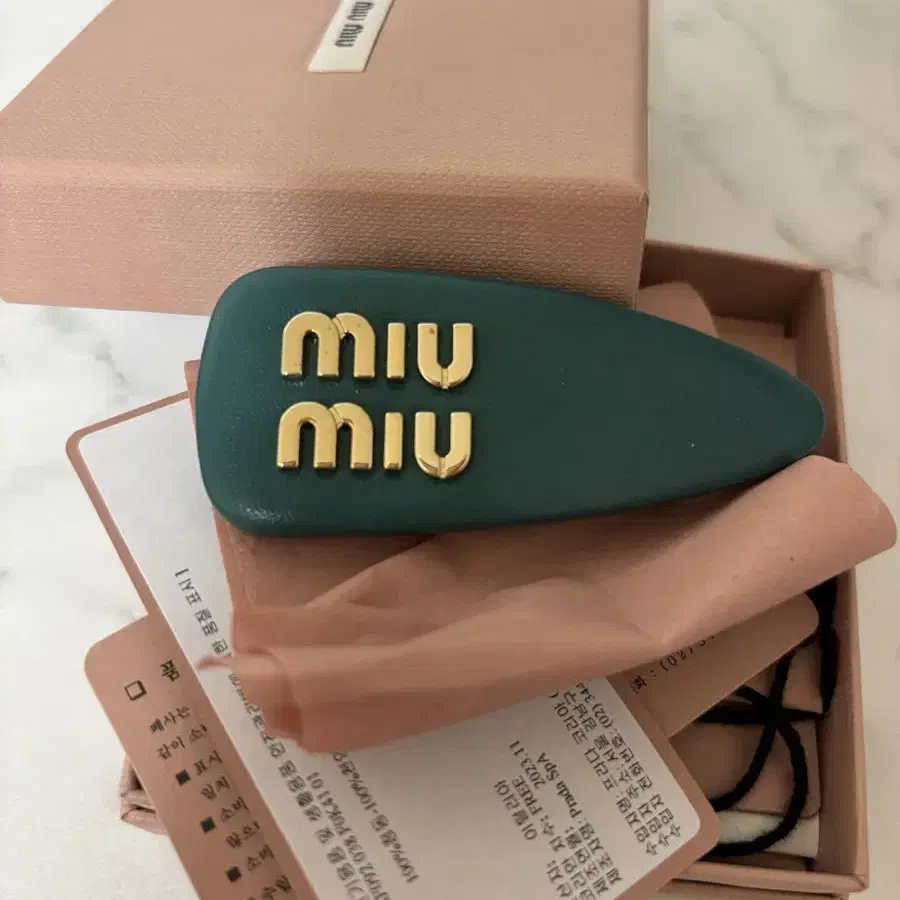 Miu Miu 헤어핀 클립