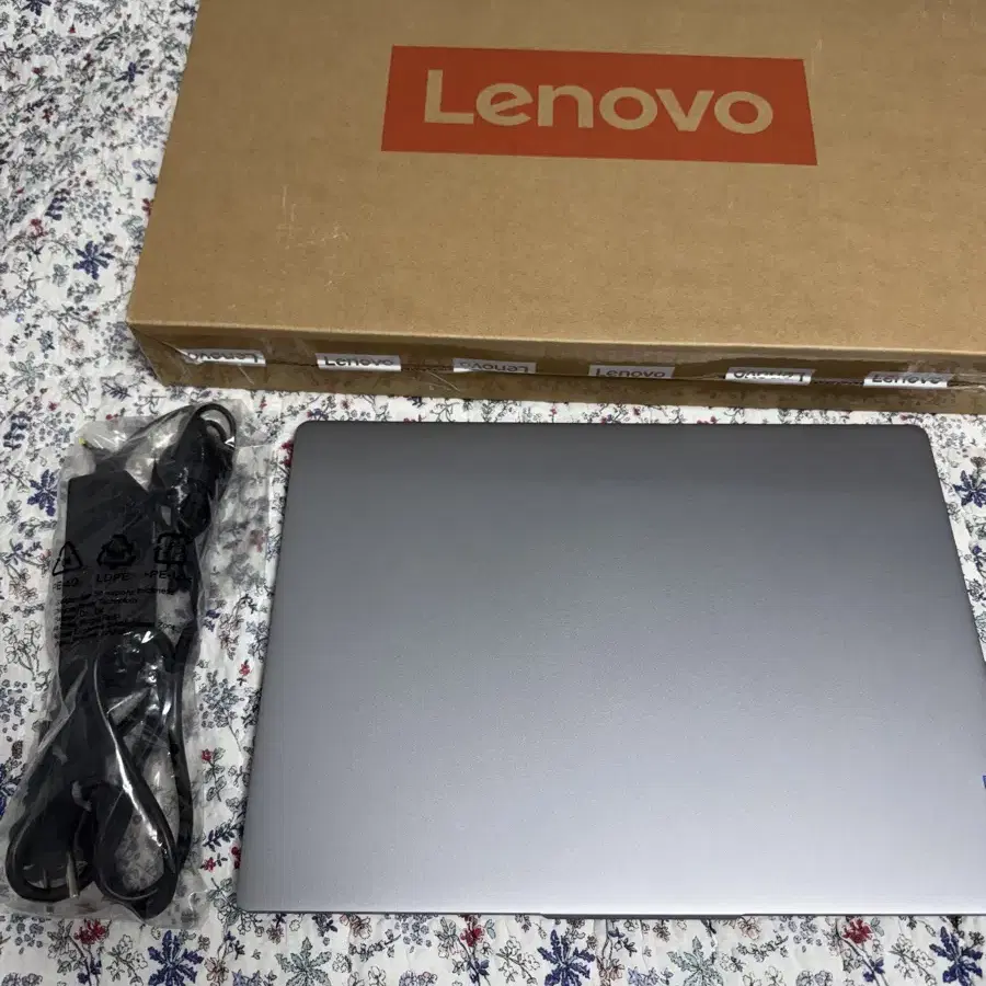 Lenovo 레노버 아이디어패드 슬림3 16ABR8 새 상품급 판매