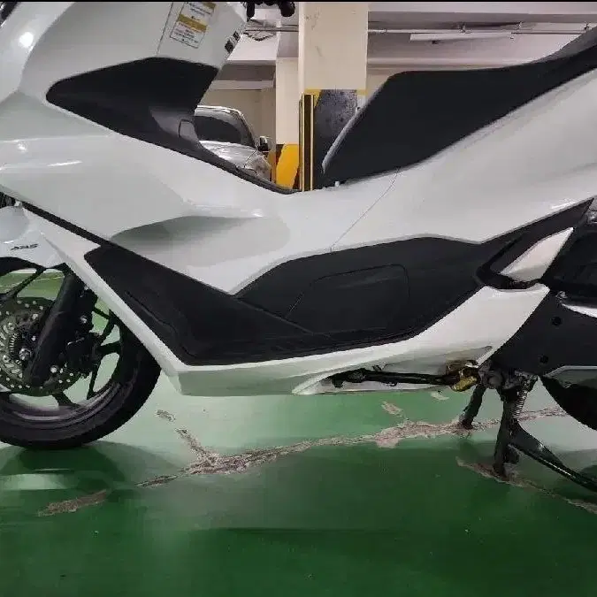 Pcx125 ABS 21년식 2만키로 배달세팅 판매합니다.