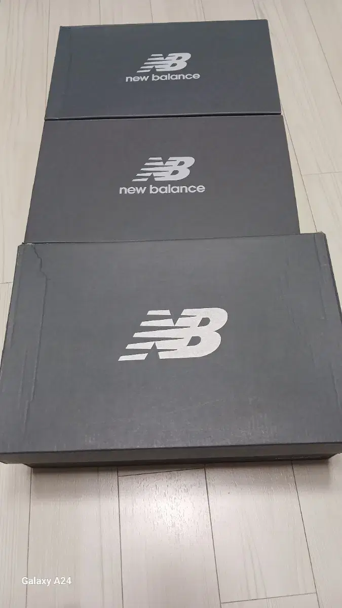 NEWBALANCE 뉴발란스 박스 3개(대형박스1개+중형박스2개)