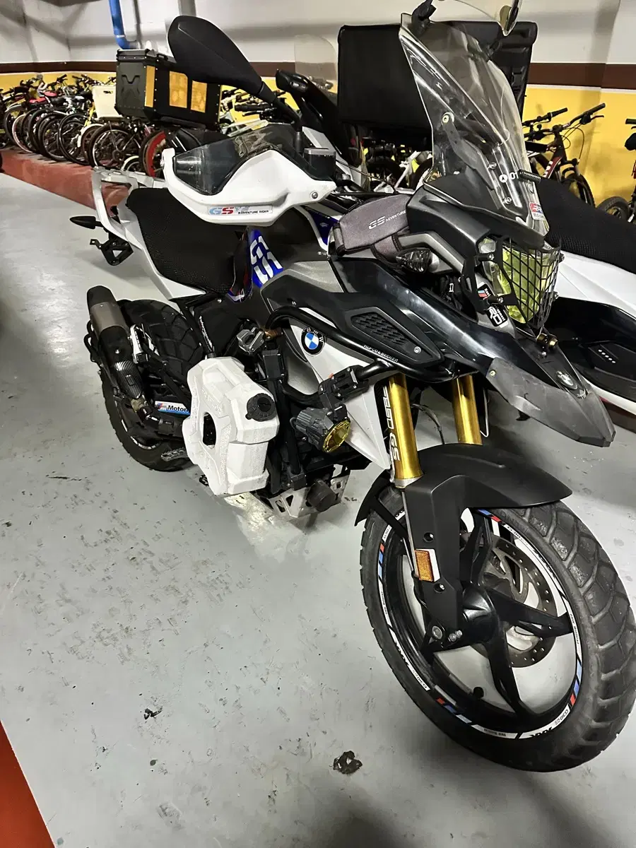 18년식 BMW G310GS 앞뒤블랙박스 안개등등등 소소한튜닝들