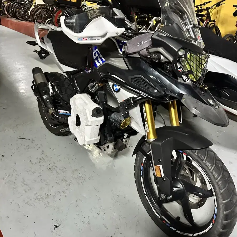 18년식 BMW G310GS 앞뒤블랙박스 안개등등등 소소한튜닝들