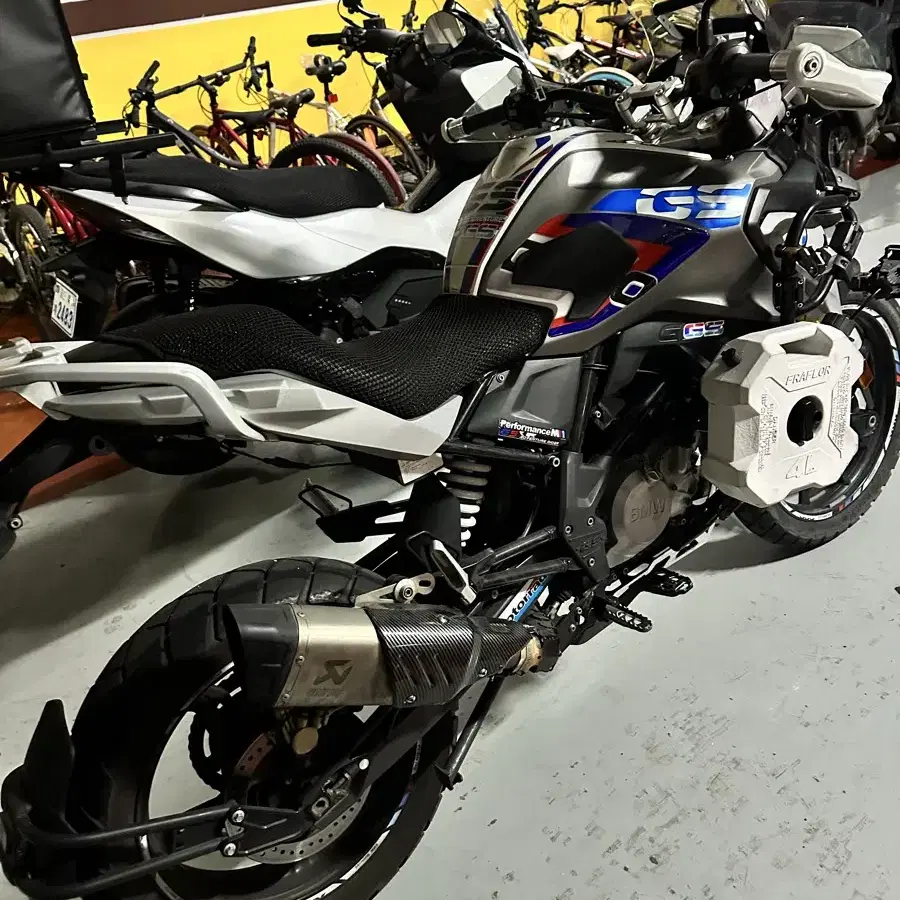 18년식 BMW G310GS 앞뒤블랙박스 안개등등등 소소한튜닝들