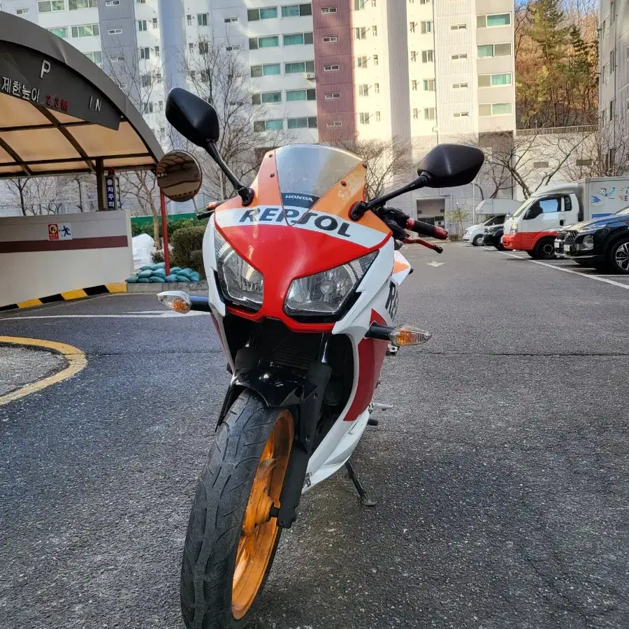 혼다 CBR300R 15년식 팝니다