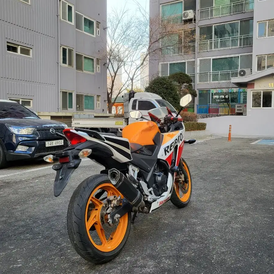 혼다 CBR300R 15년식 팝니다