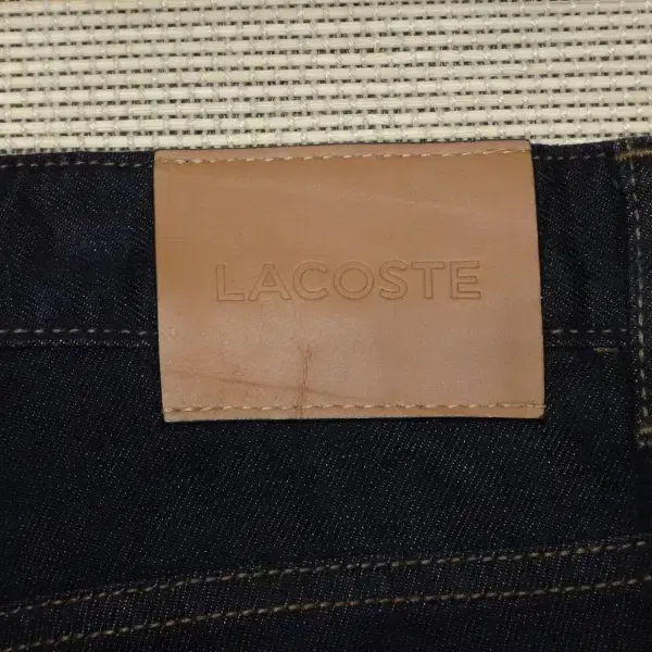 (31인치) 라코스테 lacoste 남성 슬림 데님 팬츠