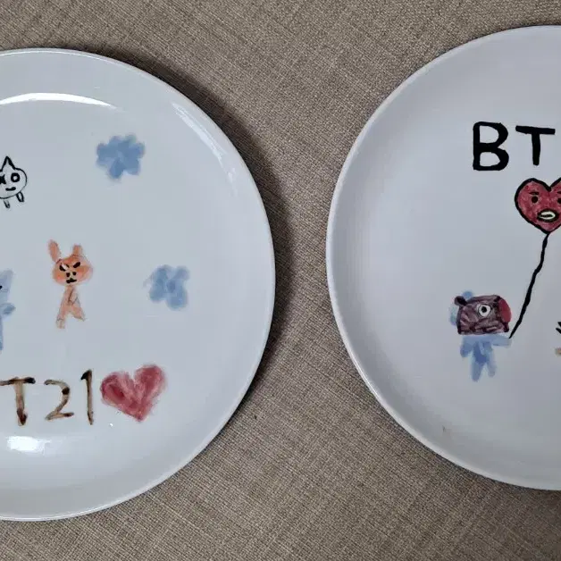 BT21 디자인 접시 2개