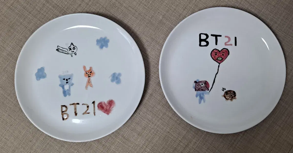 BT21 디자인 접시 2개