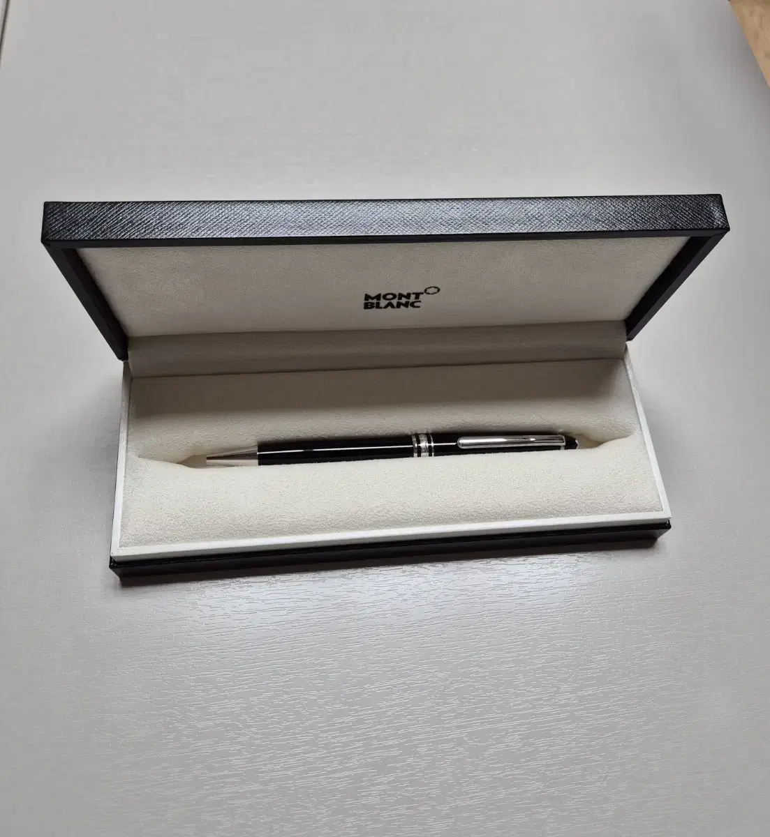 (New Product) Montblanc Meisterstuck Platinum Coated Classic Ballpoint Pen