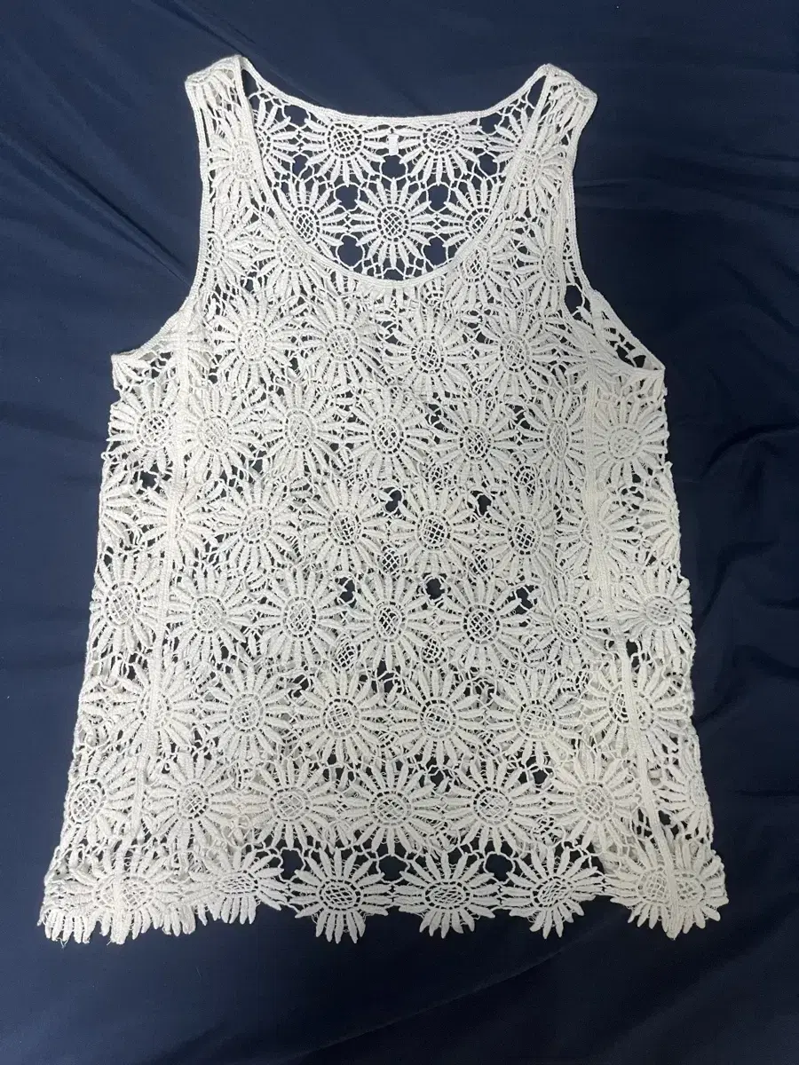 (Last Price) Shop Fairy Crochet Layered Sleeveless Top