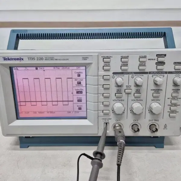 Tektronix TDS 220 2CH 100MHz 오실로스코프