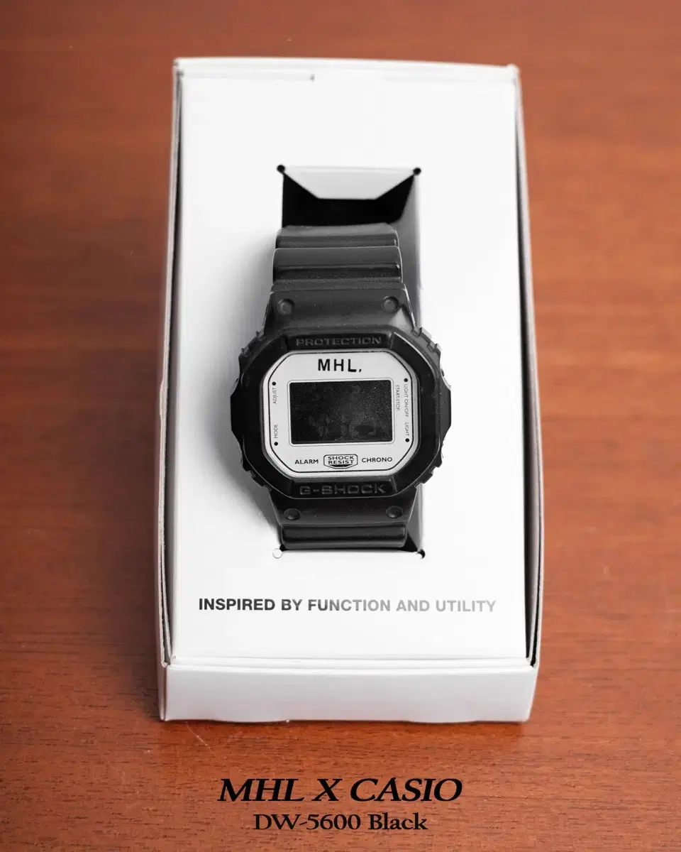 MHL X Casio 마가렛호웰 카시오 협업 시계 DW5600 블랙