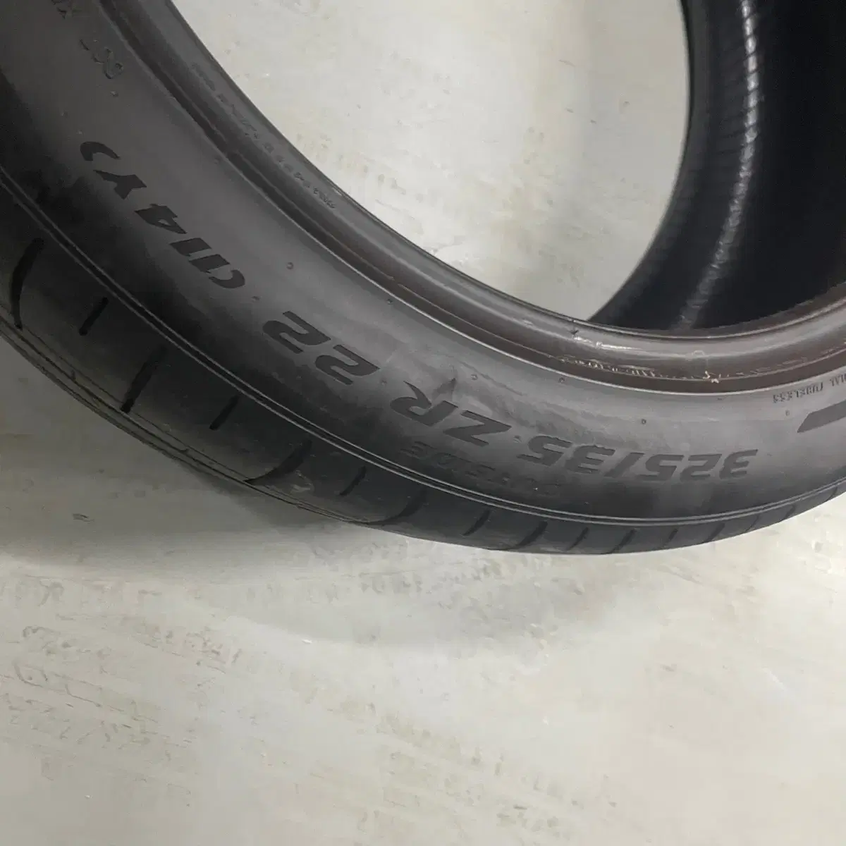 32535ZR22 피렐리 PZERO CORSA L마킹 PZ4