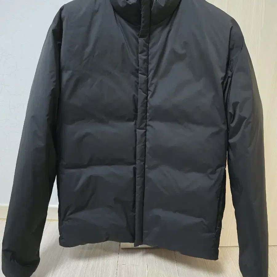 띠어리 패딩 City Poly Ashton Puffer XL