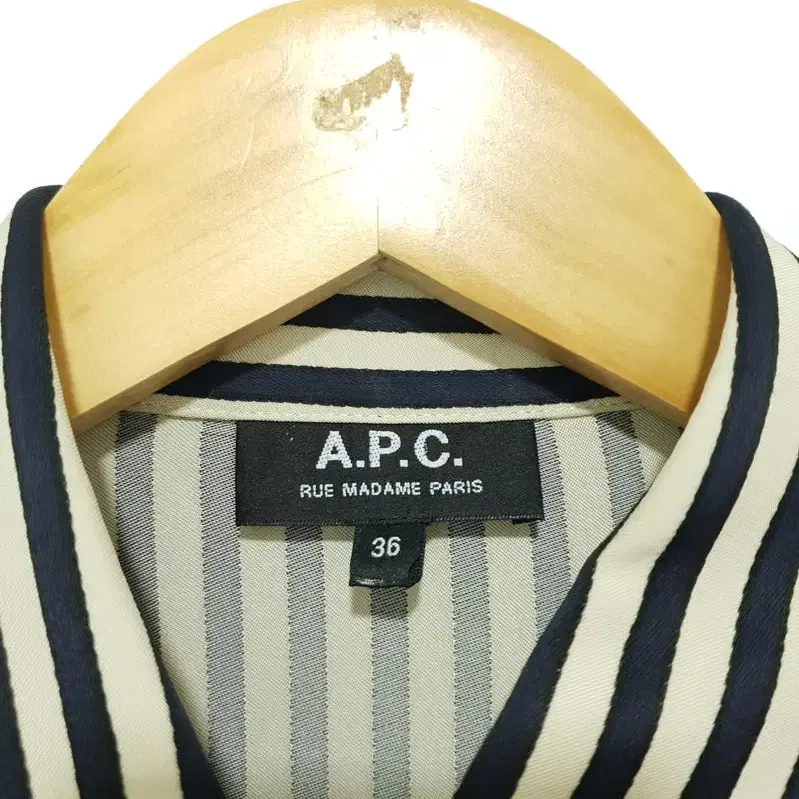 APC 아페쎄 스트라이프 블라우스 셔츠 36